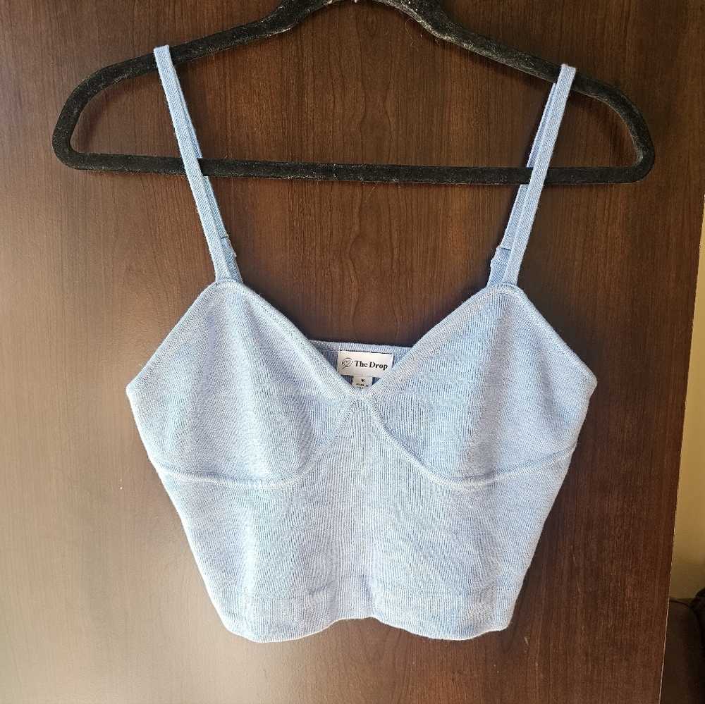 The Drop Light Blue Crop Top With Adjustable Straps Size Medium